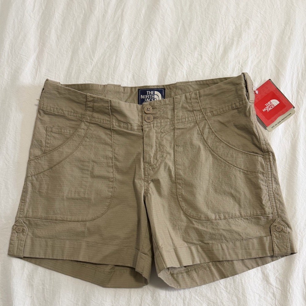 The North Face | Women's | Abrielle Ripstop Shorts | Dune Beige | 4  | NWT
